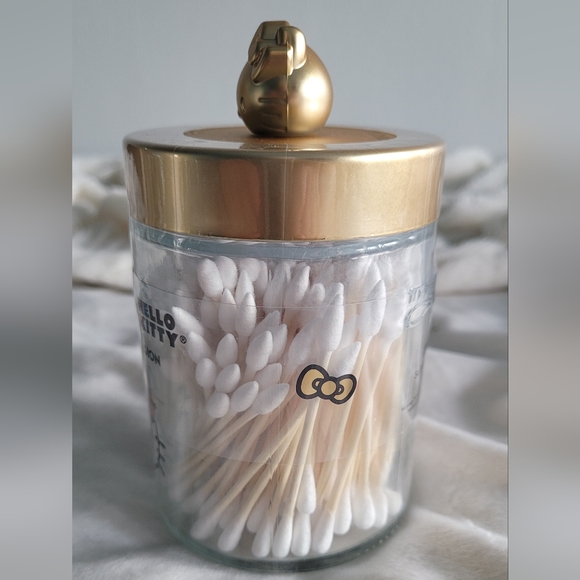 The Creme Shop Hello Kitty Reusable Glass Collectible Jar 180 w/Dual End Cotton - Picture 4 of 7